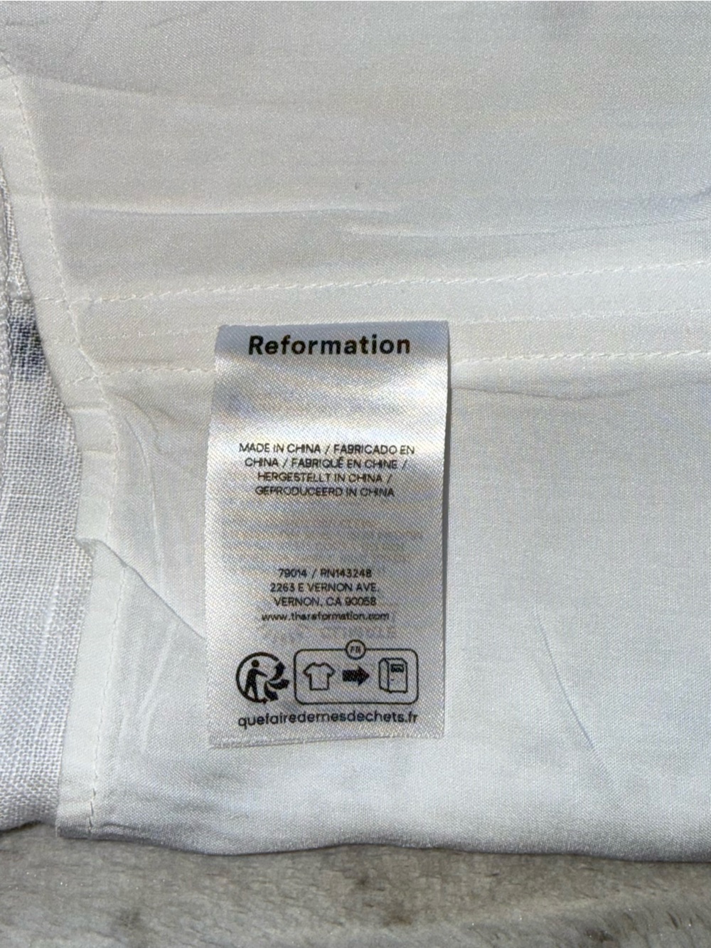 Reformation Simmie Linen Top in Floral
Linen Size 12 - Picture 12 of 13